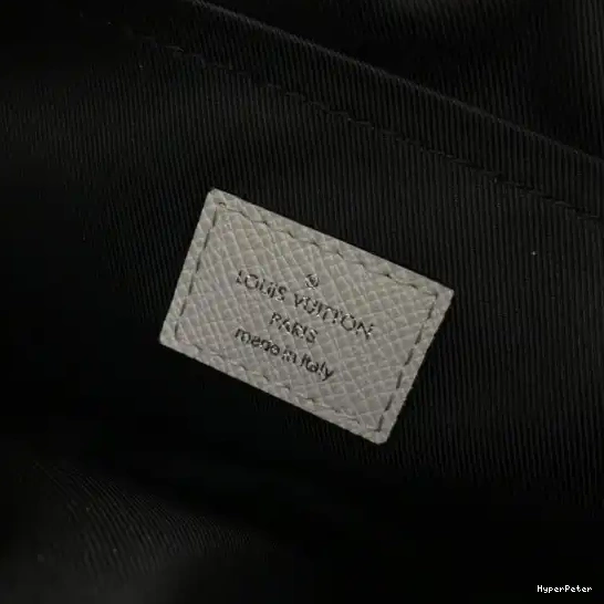 OUTDOOR LOUIS MESSENGER VUITTON 0604